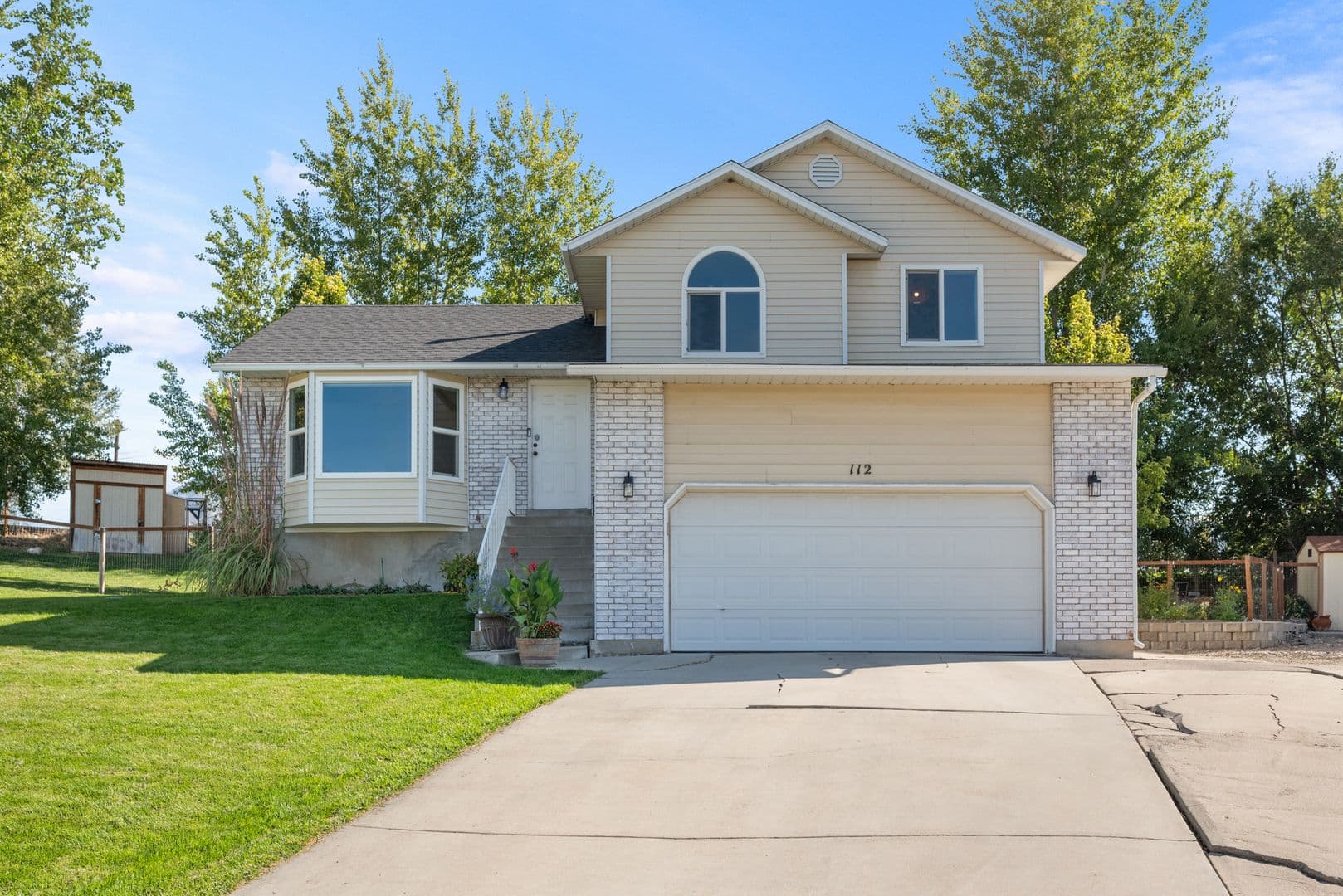 5 Bed / 3 Bath Home for Rent in American Fork — exterior