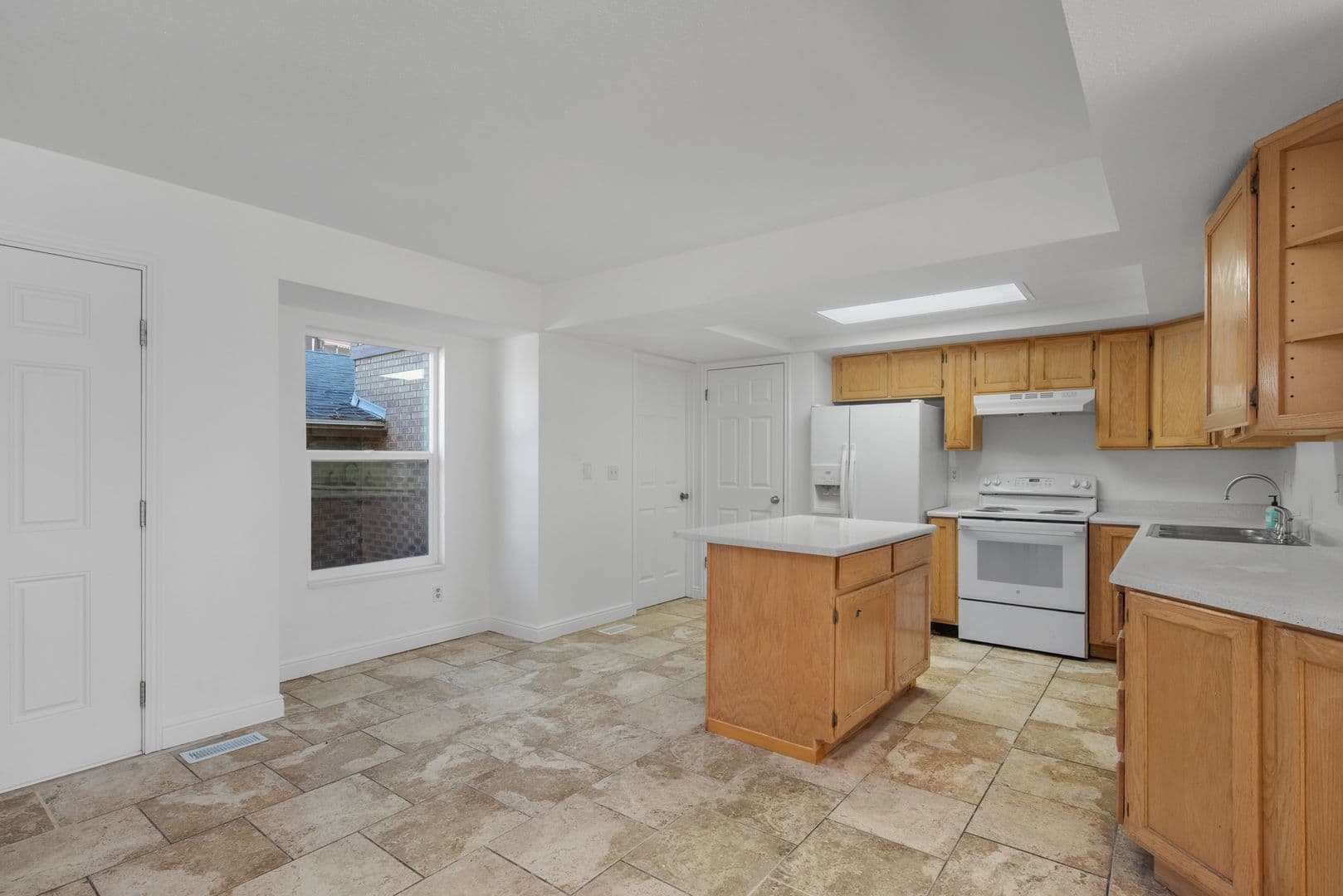 4 Bed / 3.5 Bath Duplex in Cottonwood Heights — photo 5