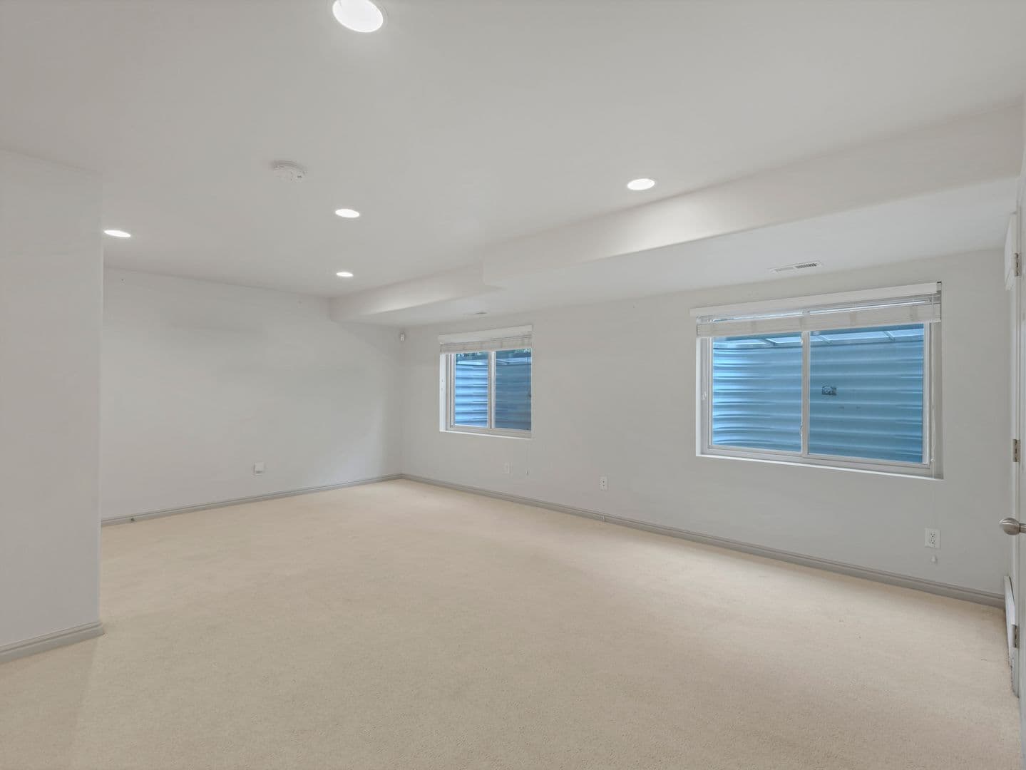 4 Bed / 3.5 Bath Spacious Home for Rent in Draper – Internet & Cable Included! — photo 28