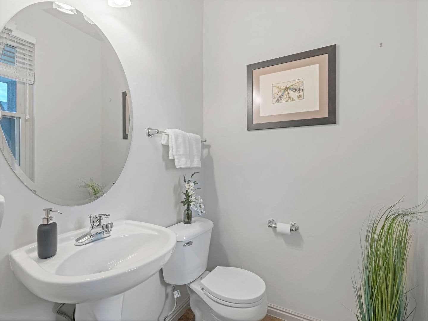 4 Bed / 3.5 Bath Spacious Home for Rent in Draper – Internet & Cable Included! — photo 12