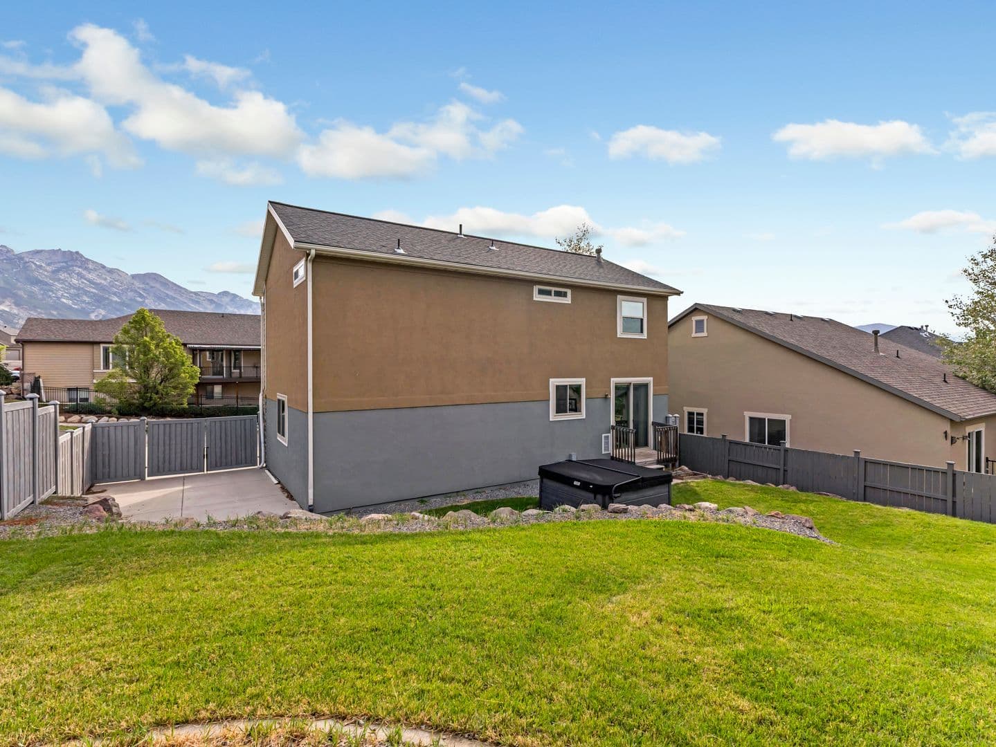 4 Bed / 3.5 Bath Spacious Home for Rent in Draper – Internet & Cable Included! — photo 33