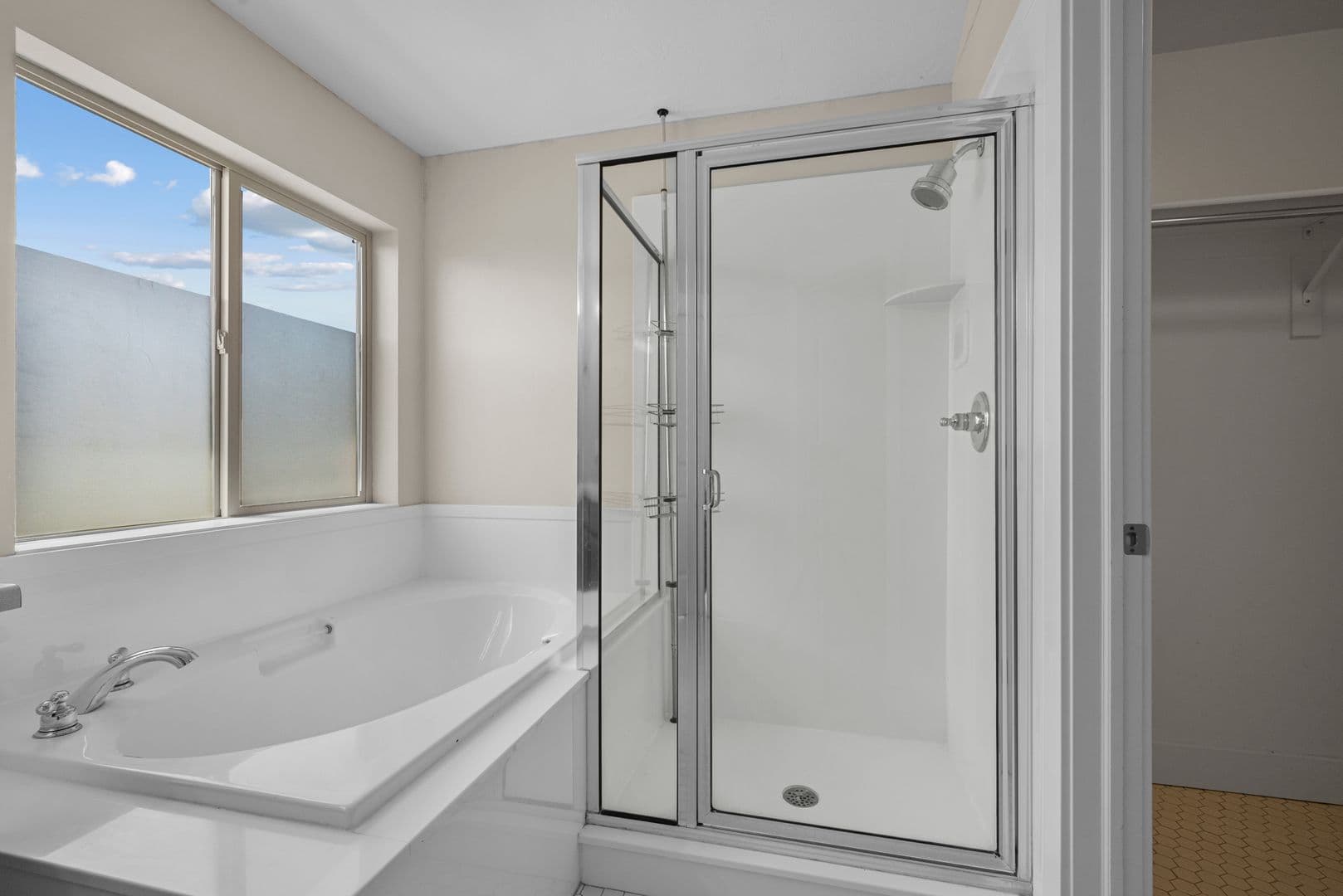 5 Bed / 3.5 Bath Home in Draper — photo 17