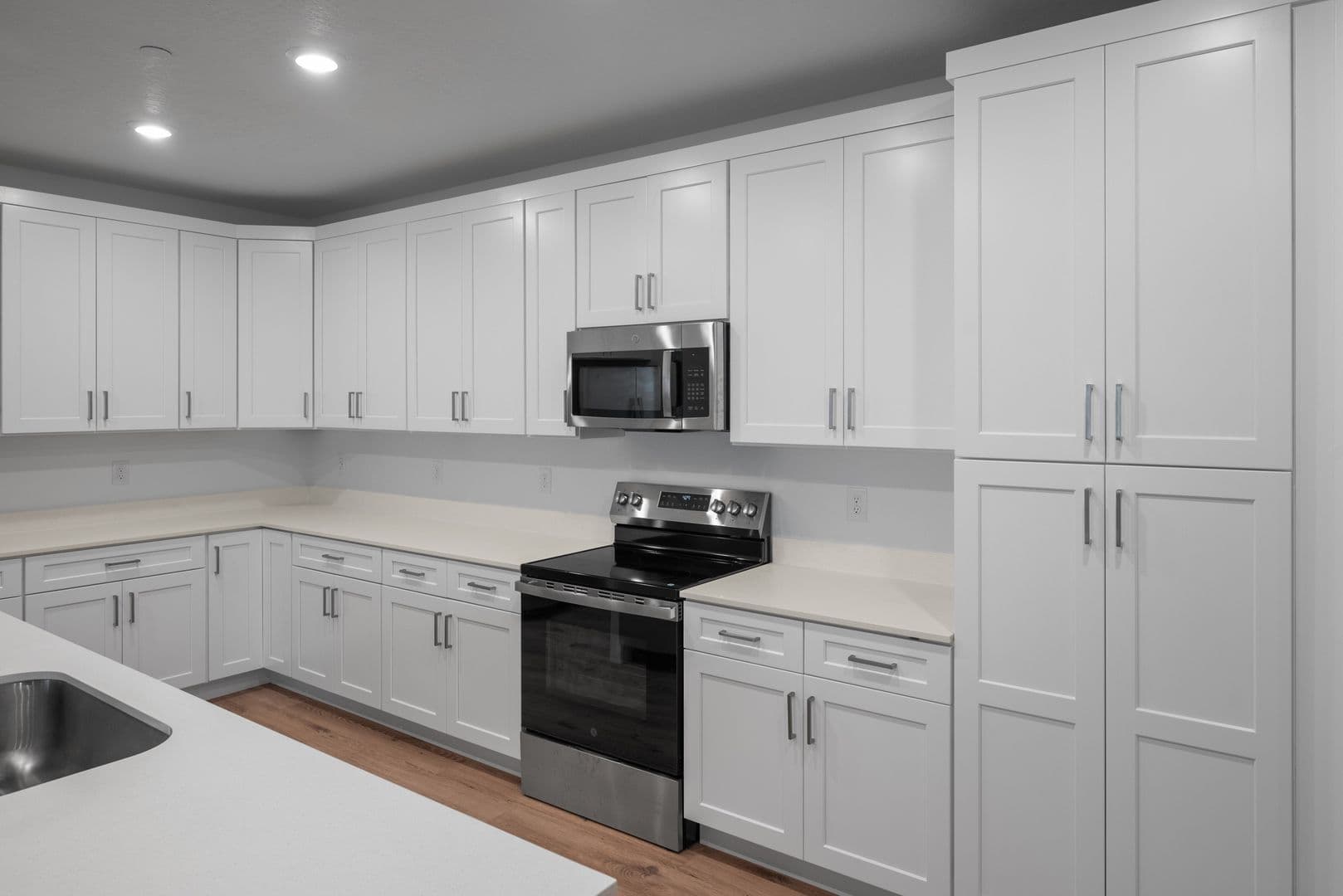 Brand-New 3 Bed / 2 Bath Apartment for Rent in Midvale, UT — photo 7