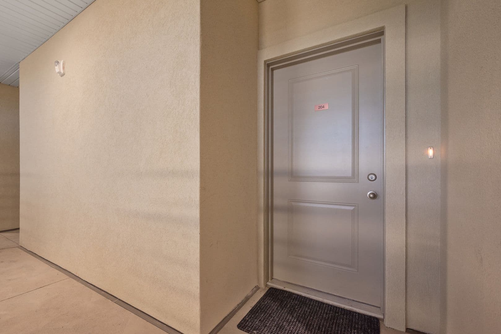 Brand-New 3 Bed / 2 Bath Apartment for Rent in Midvale, UT — photo 3