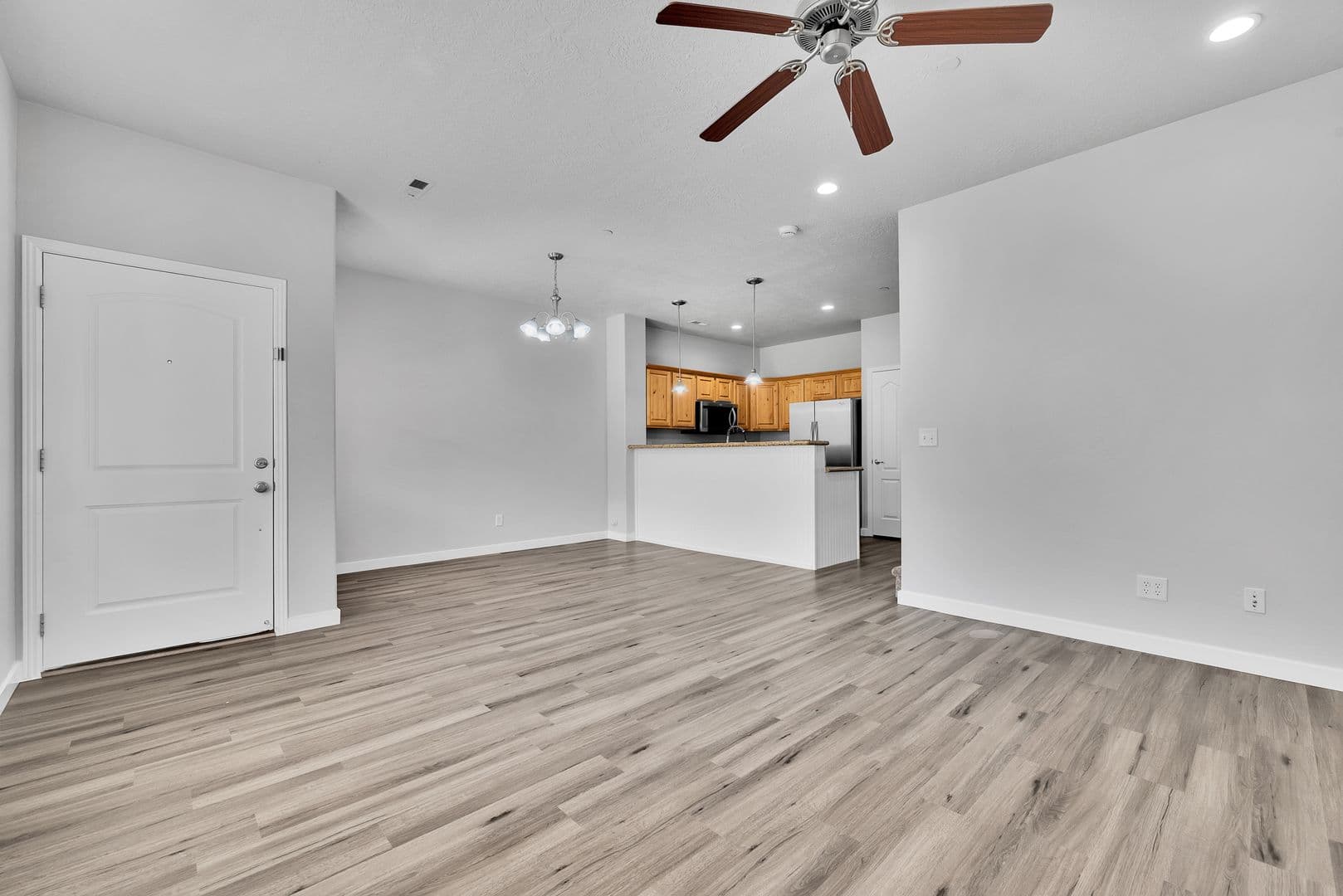 Beautiful Pleasant Grove Townhome for Rent — photo 4