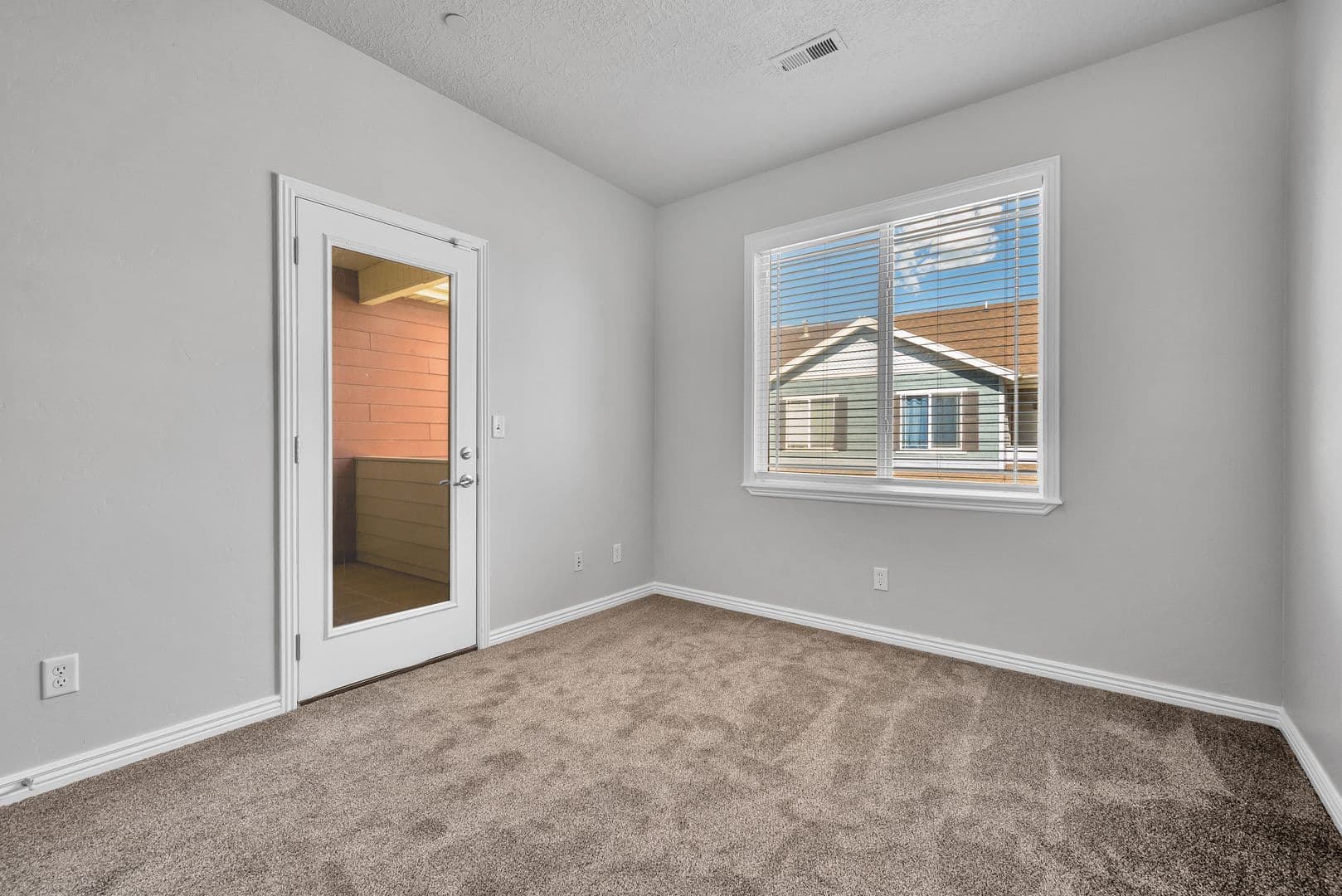 Beautiful Pleasant Grove Townhome for Rent — photo 18