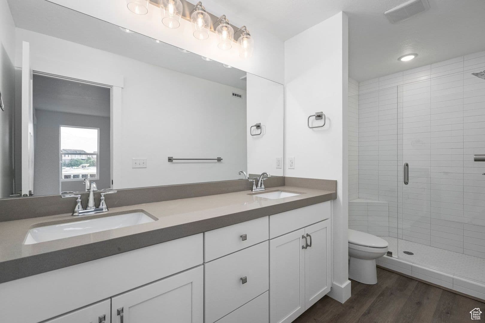 3 Bed / 2.5 Bath Townhome in Pleasant Grove — photo 8