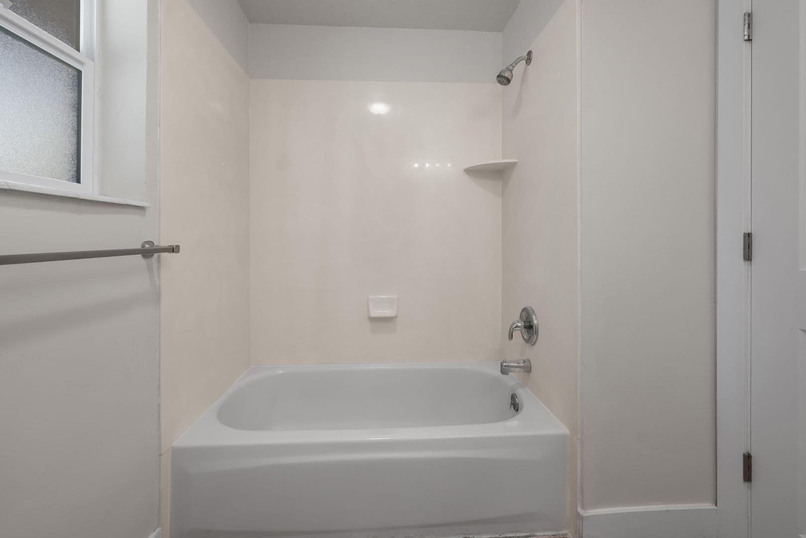 3 Bed / 1 Bath Home for Rent in Springville — photo 20