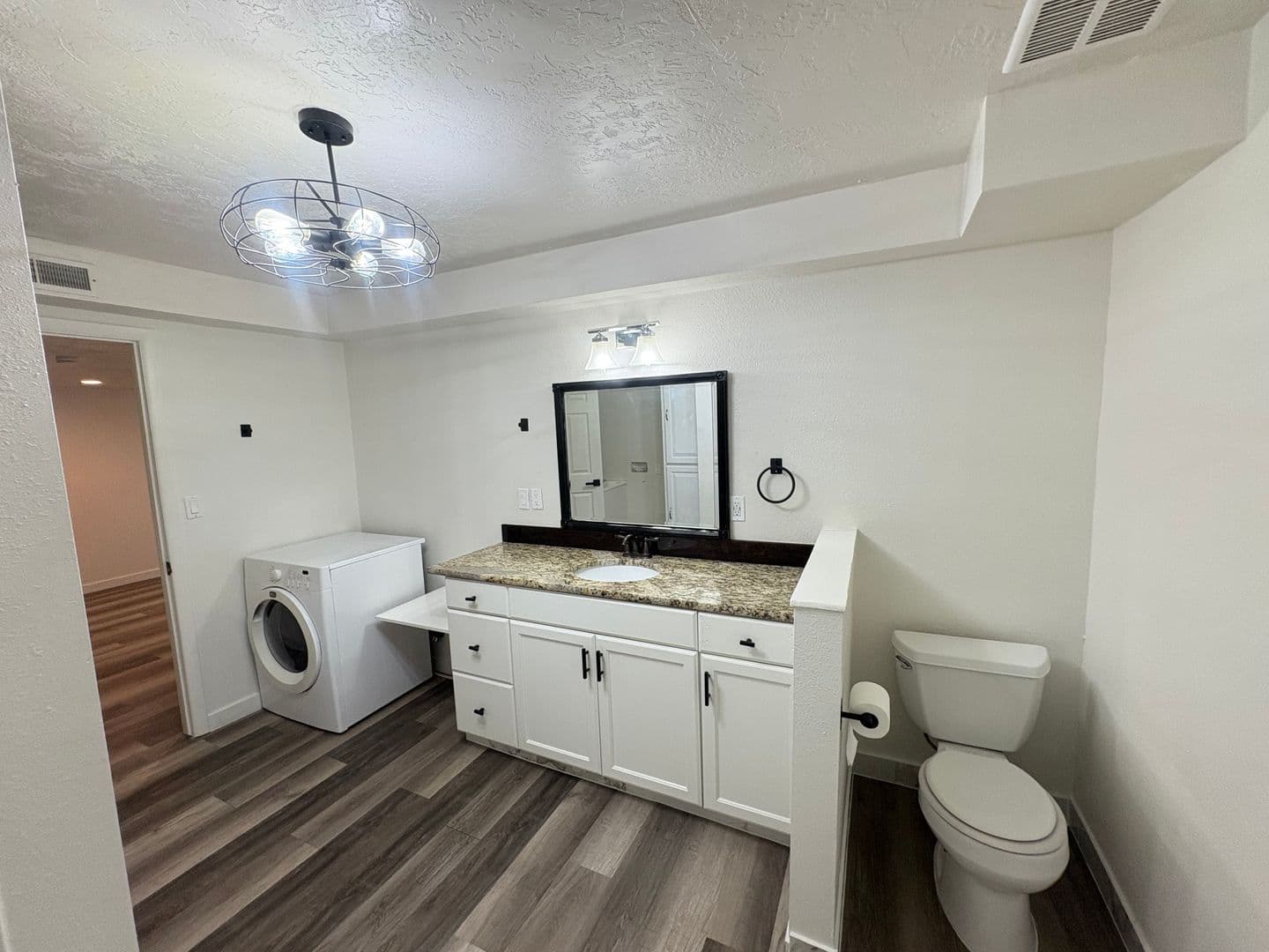 1 Bed / 1 Bath Basement Apartment in St. George — photo 16